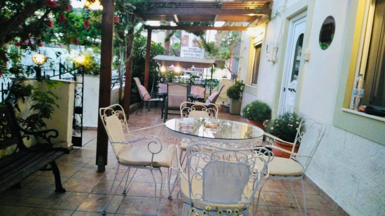 Filoxenia Apartamento Choudetsi Exterior foto